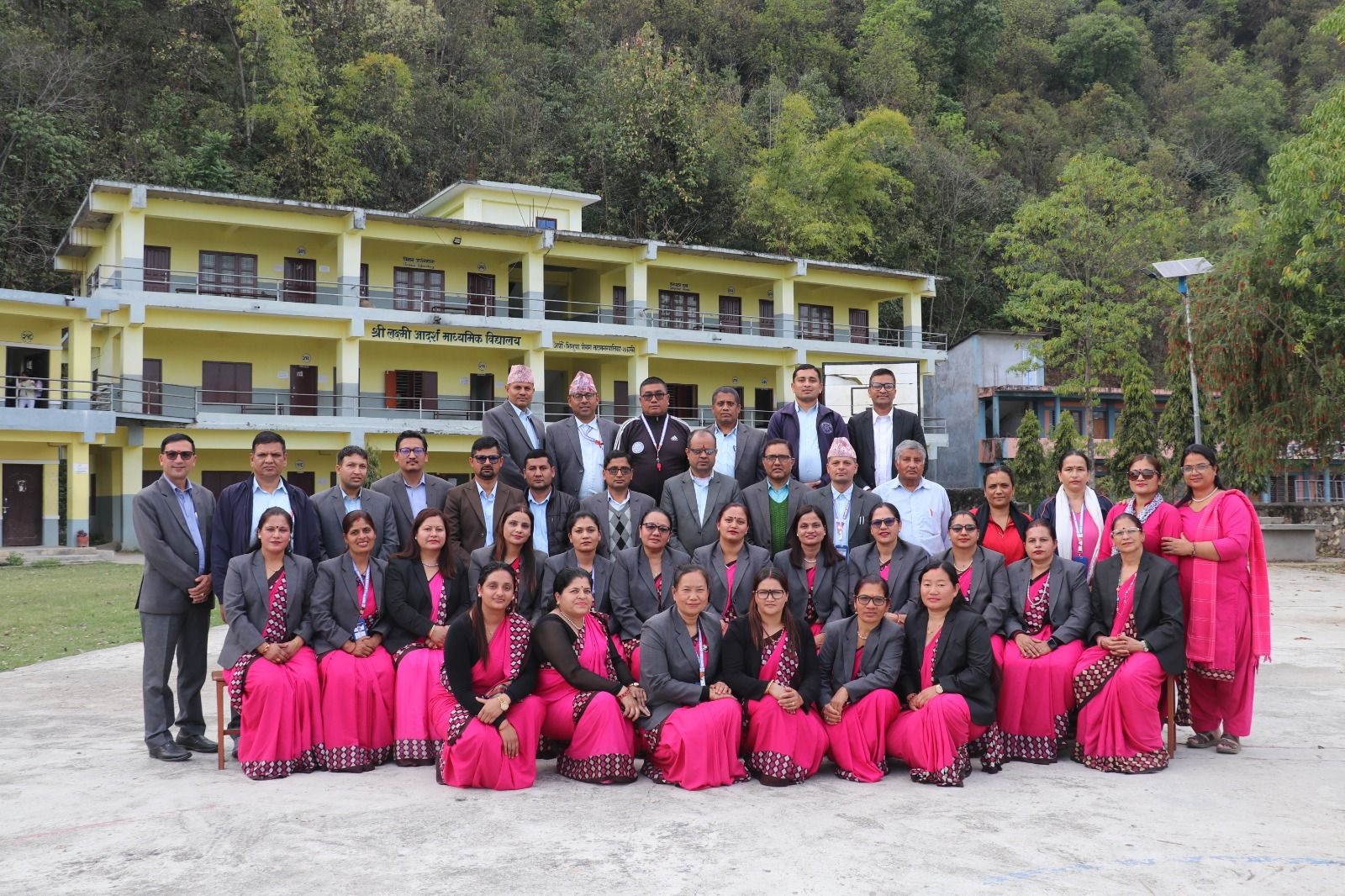 विद्यालय फोटो १